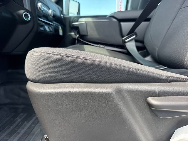 New 2026 GMC Sierra 2500 Pro AWD/4WD image 14