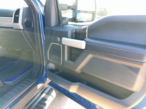 Used 2022 Ford F350 Lariat w/ Lariat Ultimate Package image 19