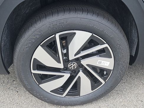 New 2026 Volkswagen Atlas SE AWD/4WD image 3