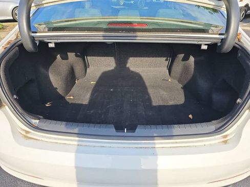 Used 2016 Hyundai Sonata Limited w/ Option Group 04 FWD image 12