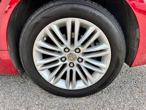 Used 2014 Lexus ES 350 w/ Luxury Package FWD image 10