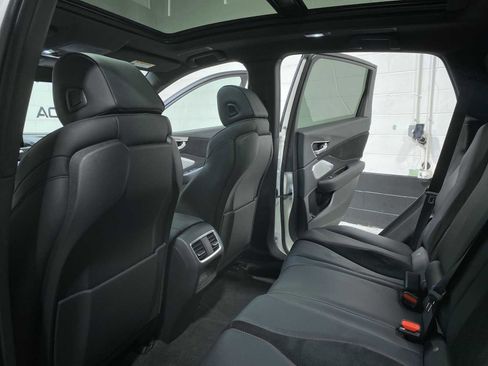 Used 2025 Acura RDX A-Spec image 12