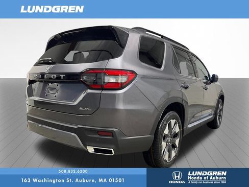New 2026 Honda Pilot Elite image 6