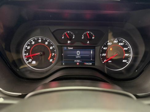 Used 2021 Chevrolet Camaro LT RWD image 30
