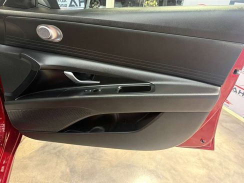 Used 2024 Hyundai Elantra SEL FWD image 47