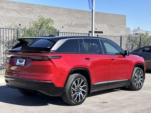 New 2025 Jeep Wagoneer S Limited image 8