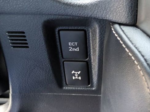 Used 2023 Lexus GX 460 Premium image 18