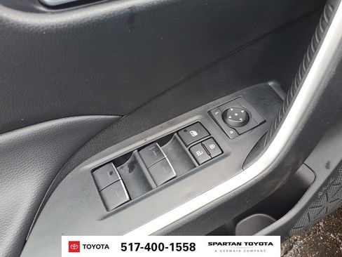 Used 2024 Toyota RAV4 XLE FWD image 17