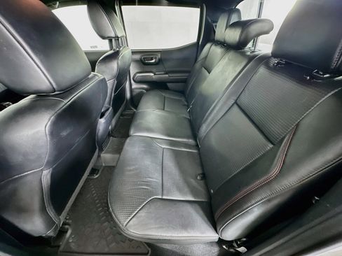Used 2018 Toyota Tacoma TRD Pro AWD/4WD image 27