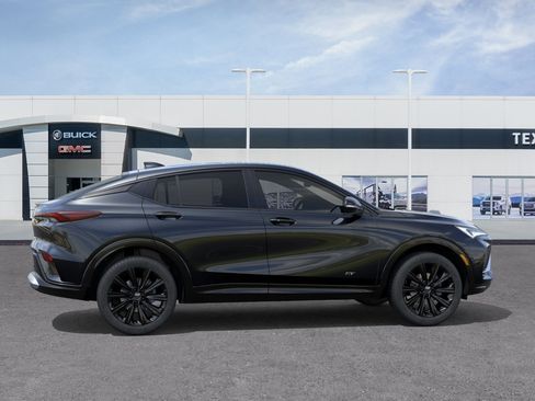 New 2026 Buick Envista Sport Touring image 6