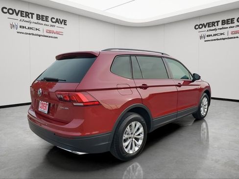 Used 2019 Volkswagen Tiguan S image 9