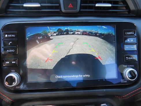 Used 2024 Nissan Versa SR FWD image 48