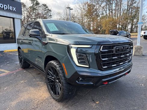 Used 2025 GMC Yukon AT4 Ultimate image 4