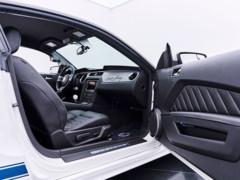 Used 2011 Ford Mustang GT Premium w/ Electronics Pkg RWD image 36