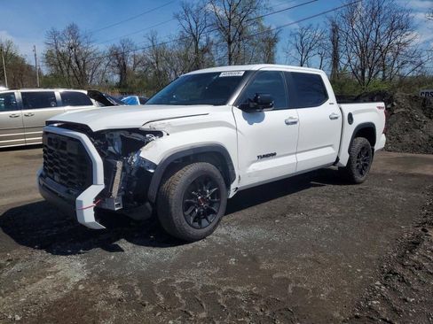 Used 2026 Toyota Tundra Limited w/ TRD Off-Road Package AWD/4WD image 3