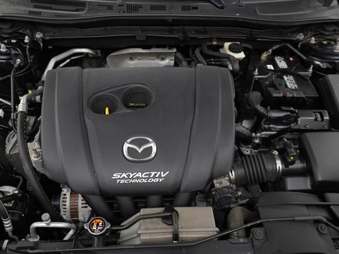 Used 2017 MAZDA MAZDA3 Touring w/ Popular Equipment Package FWD image 27