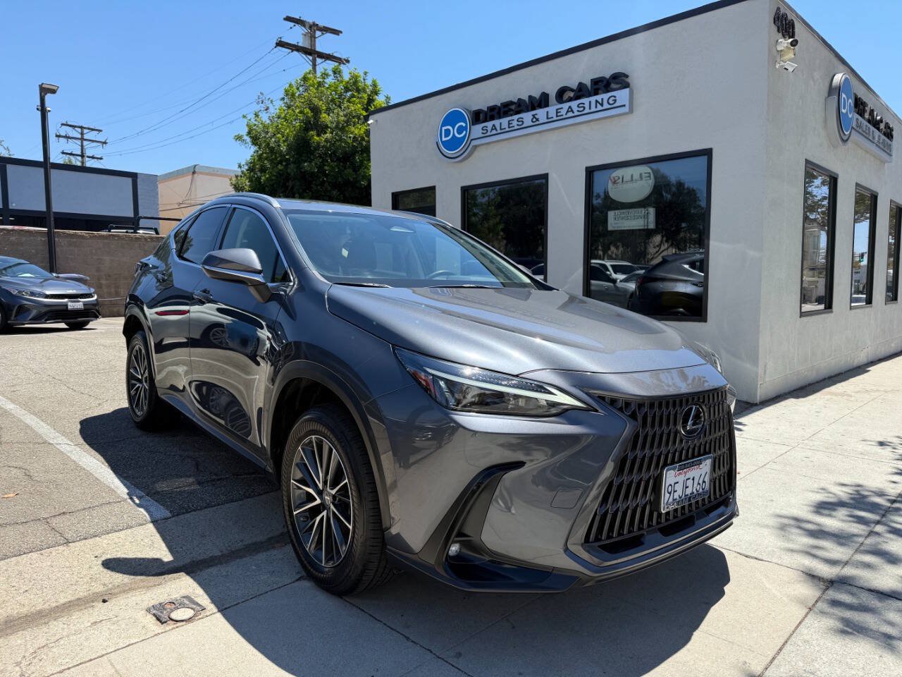 Used 2023 Lexus NX 250 FWD image 3