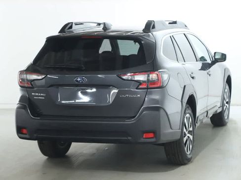 Used 2023 Subaru Outback Premium image 45