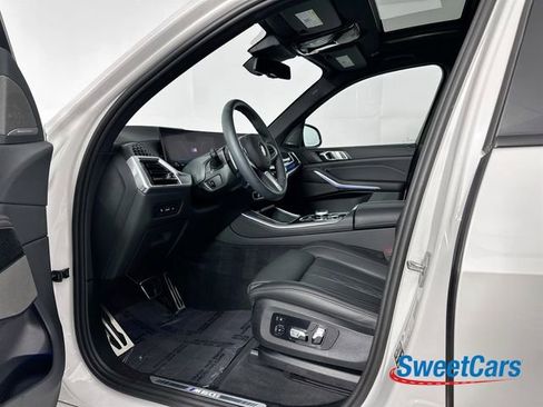 Used 2025 BMW X5 M60i AWD/4WD image 9