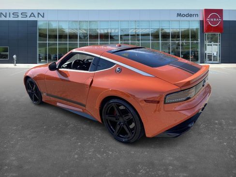 Certified 2024 Nissan Z Performance w/ Heritage Edition image 6