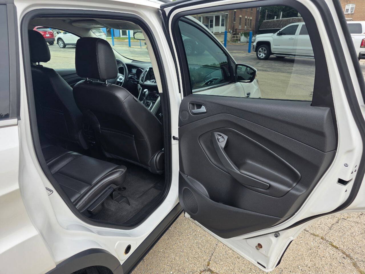 Used 2013 Ford Escape SEL FWD image 9