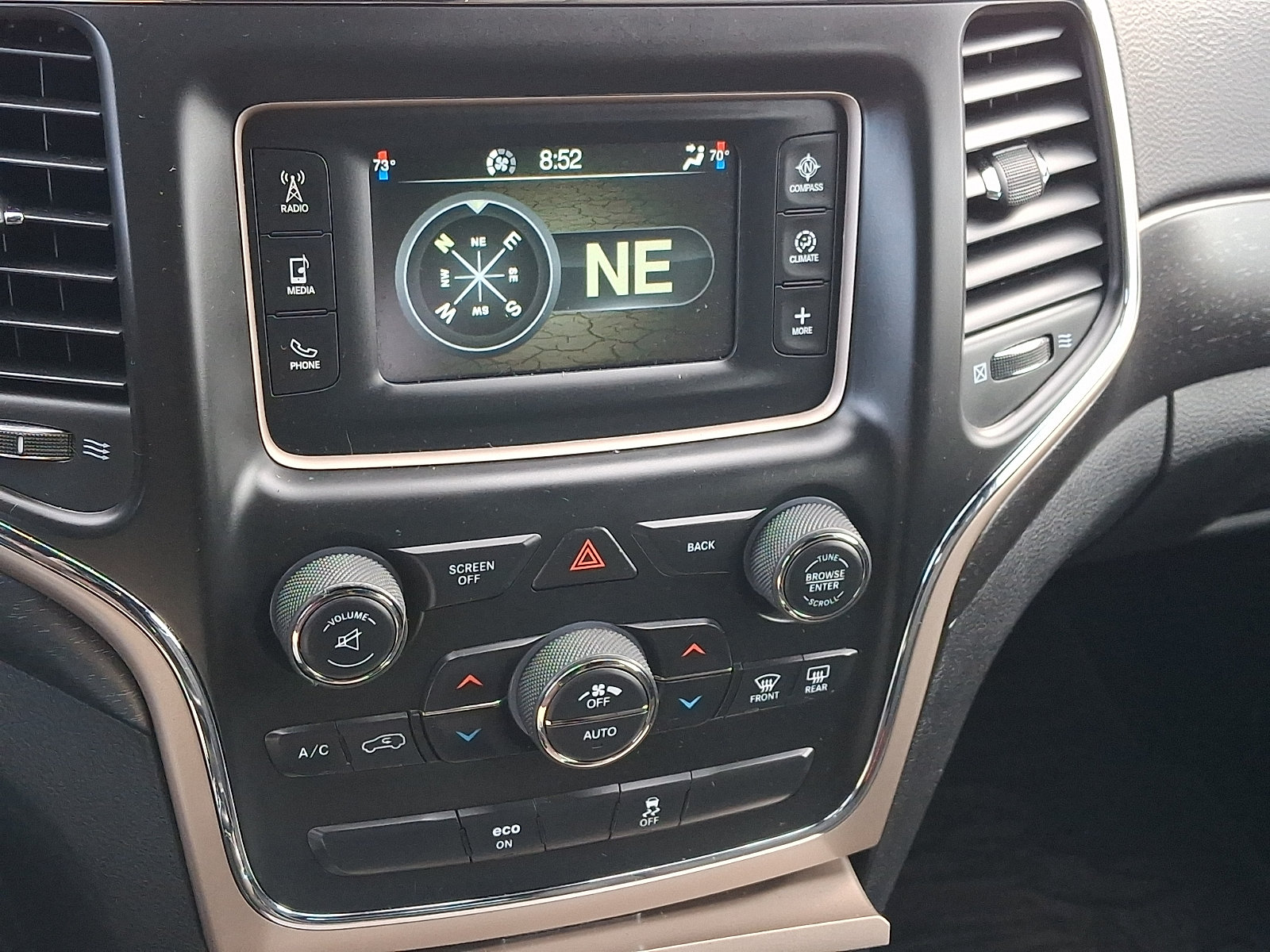 Used 2015 Jeep Grand Cherokee Laredo w/ Quick Order Package 23E AWD/4WD image 15