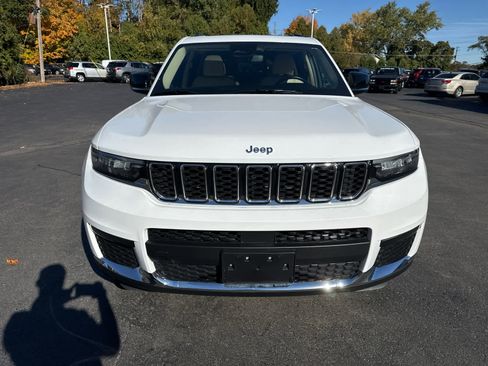 Used 2022 Jeep Grand Cherokee L Limited image 8