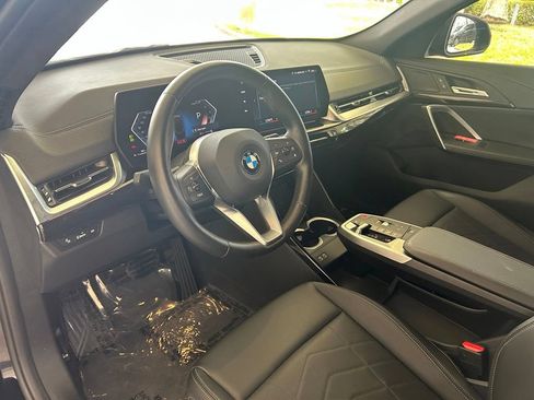 Used 2026 BMW X2 xDrive28i AWD/4WD image 9