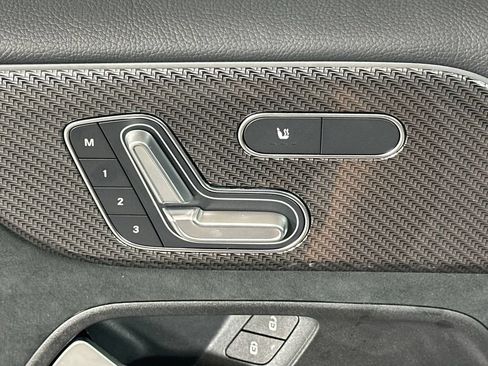 Certified 2026 Mercedes-Benz GLB 35 AMG 4MATIC image 11