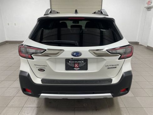 Used 2023 Subaru Outback Touring w/ Tech Package 3 AWD/4WD image 7