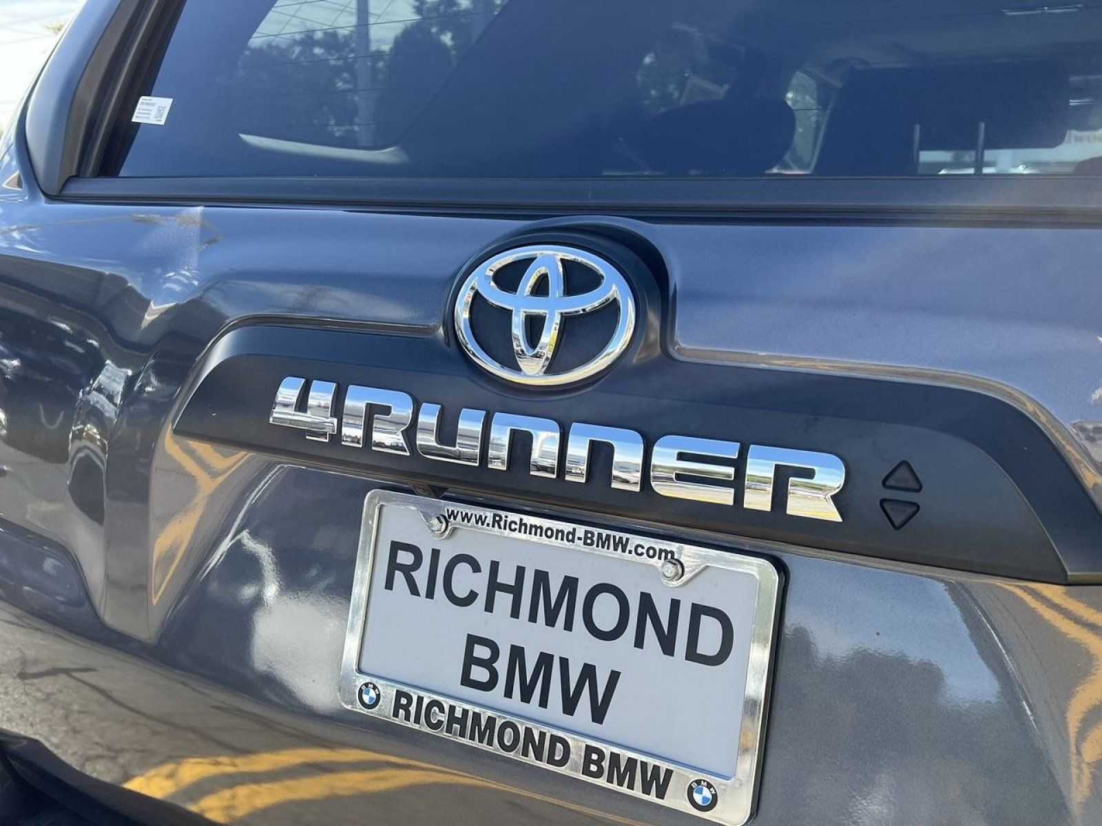 Used 2021 Toyota 4Runner TRD Off-Road Premium w/ Moonroof Package AWD/4WD image 25