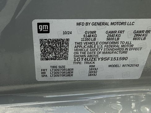 Used 2025 GMC Sierra 2500 AT4X w/ AT4X AEV Edition AWD/4WD image 39