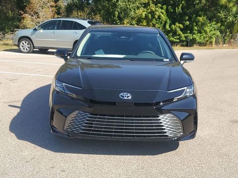 New 2026 Toyota Camry XLE image 3