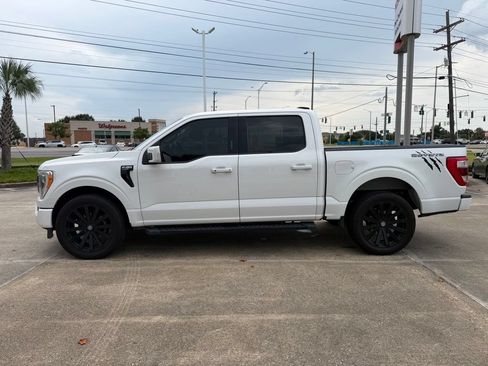Used 2021 Ford F150 Lariat RWD image 2