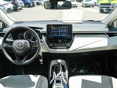 Used 2022 Toyota Corolla LE w/ Carpet Mat Package (TMS) FWD image 12
