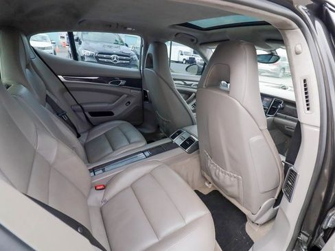 Used 2012 Porsche Panamera Turbo image 37