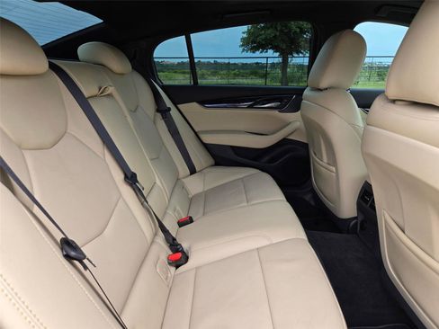 Used 2025 Cadillac CT5 Premium Luxury RWD image 31