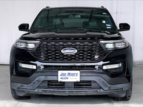 Used 2023 Ford Explorer ST w/ ST Street Pack image 3