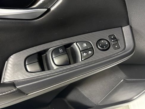 Used 2024 Nissan Sentra SV FWD image 14
