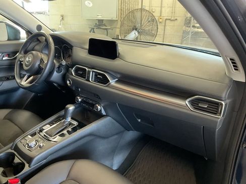 Used 2017 MAZDA CX-5 Touring w/ Preferred Equipment Package image 21