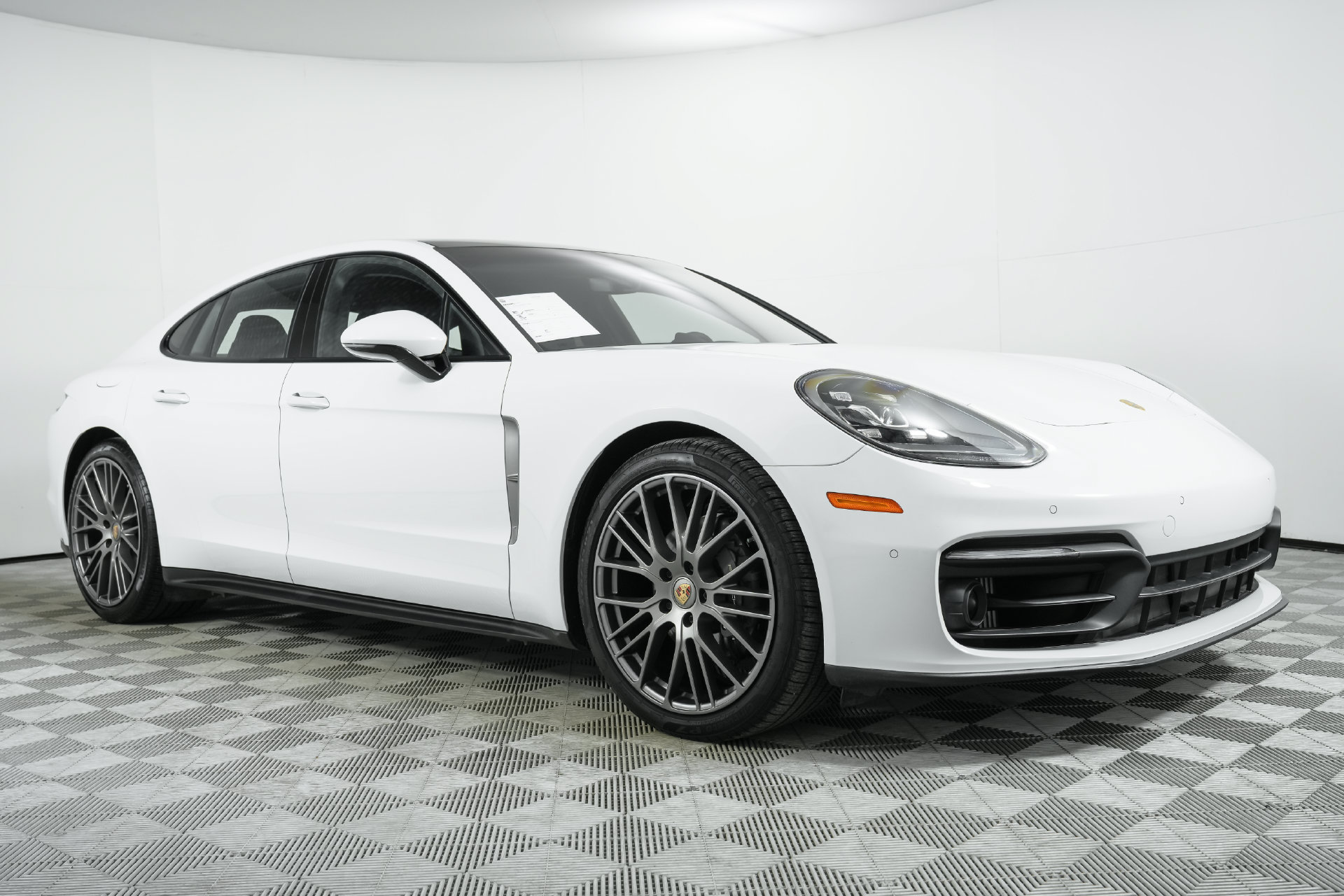 Used 2023 Porsche Panamera Platinum Edition RWD image 12
