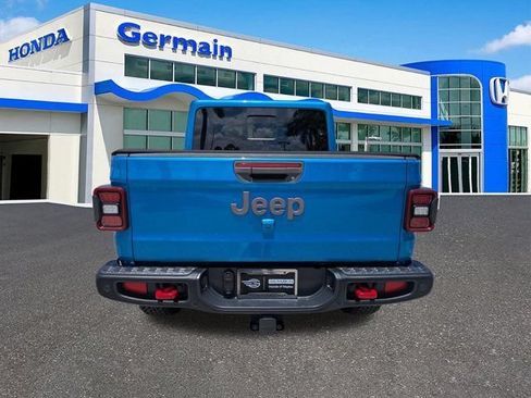 Used 2020 Jeep Gladiator Rubicon w/ Dual Top Group AWD/4WD image 6