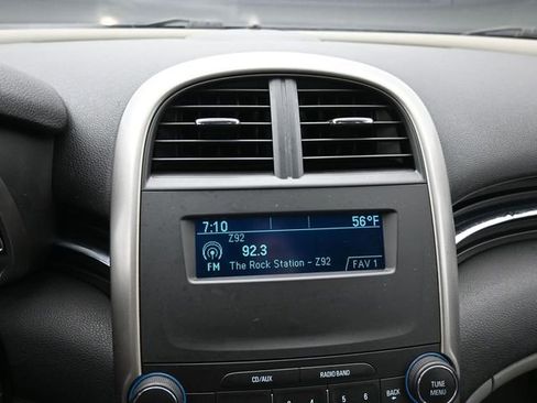 Used 2014 Chevrolet Malibu LS image 29