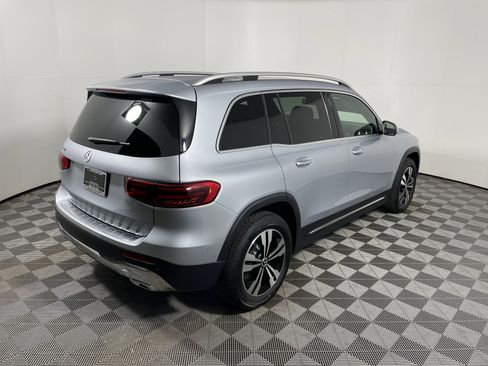 New 2026 Mercedes-Benz GLB 250 image 5