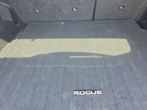 Used 2025 Nissan Rogue S FWD image 8
