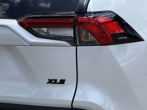 Used 2025 Toyota RAV4 XLE Premium FWD image 6