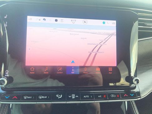 Used 2024 Jeep Wagoneer L Series II image 56