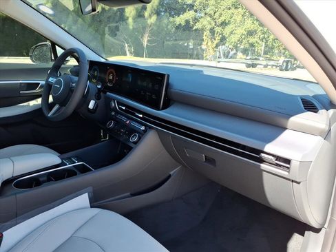 New 2026 Hyundai Sonata SEL image 17
