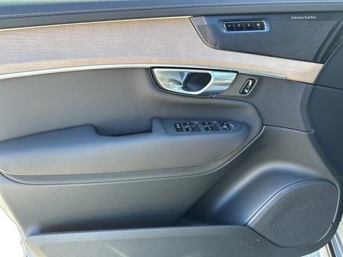 New 2026 Volvo XC90 B6 Plus w/ Protection Package Premier image 12