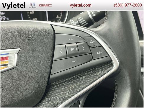 Used 2023 Cadillac XT5 Premium Luxury image 26